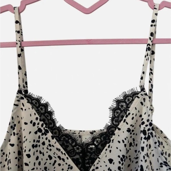 Elegant Black and Cream Spotted Women's Top - Picture 2 of 5